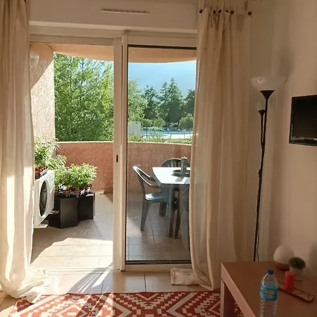 Apartamento T2 Bord De Mer/piscines