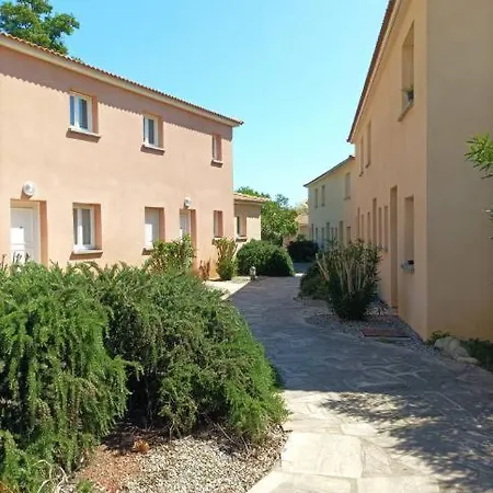 Lägenhet T2 Bord De Mer/piscines *