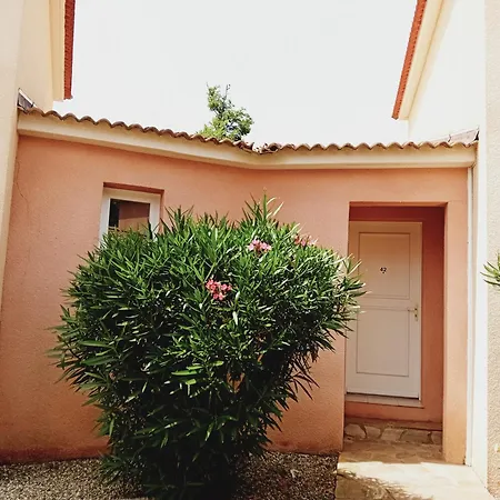 T2 Bord De Mer/piscines Lägenhet